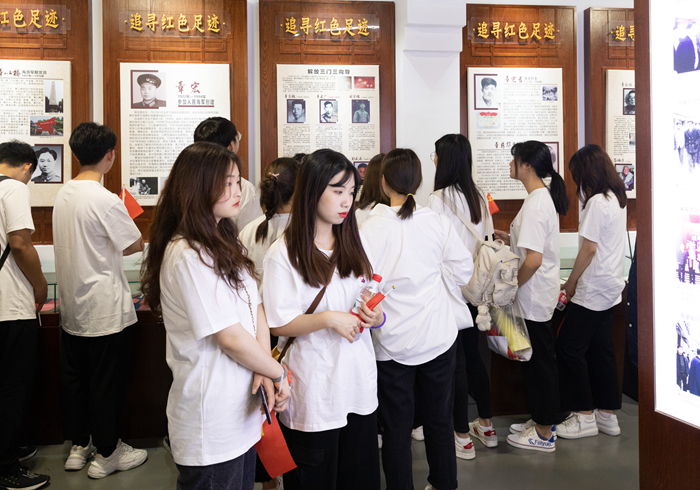 城西村委会推动社区发展，提升居民生活质量，最新动态报道